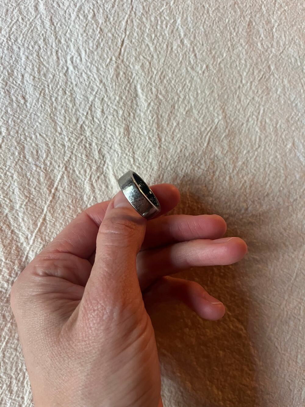 Oura Ring Gen3 Silver Size 9 with Charger & Box EUC
